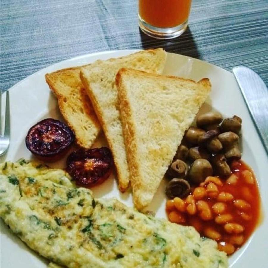 Rockski Boutique Bed&Breakfast Shillong Exteriör bild
