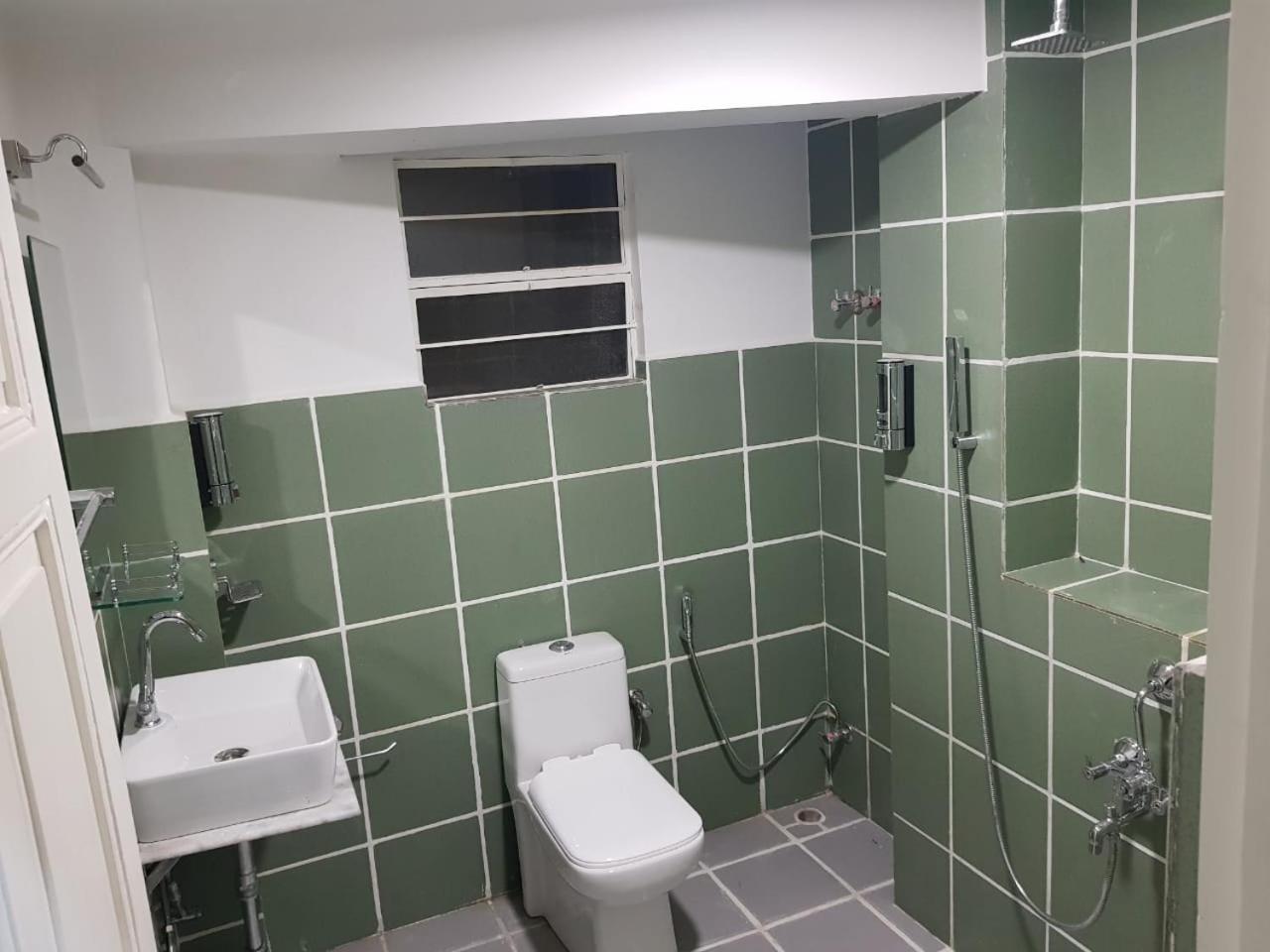 Rockski Boutique Bed&Breakfast Shillong Exteriör bild