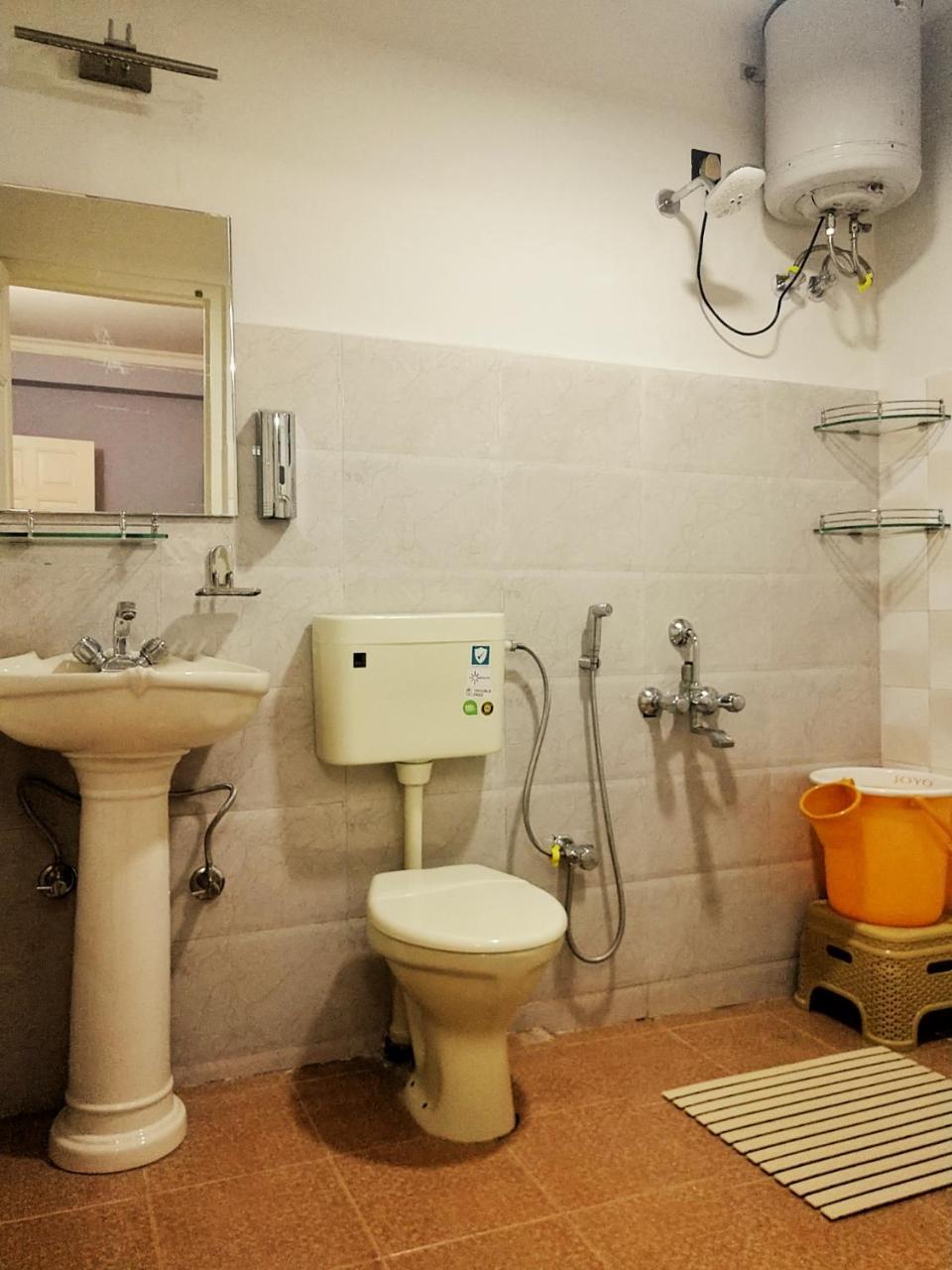 Rockski Boutique Bed&Breakfast Shillong Exteriör bild