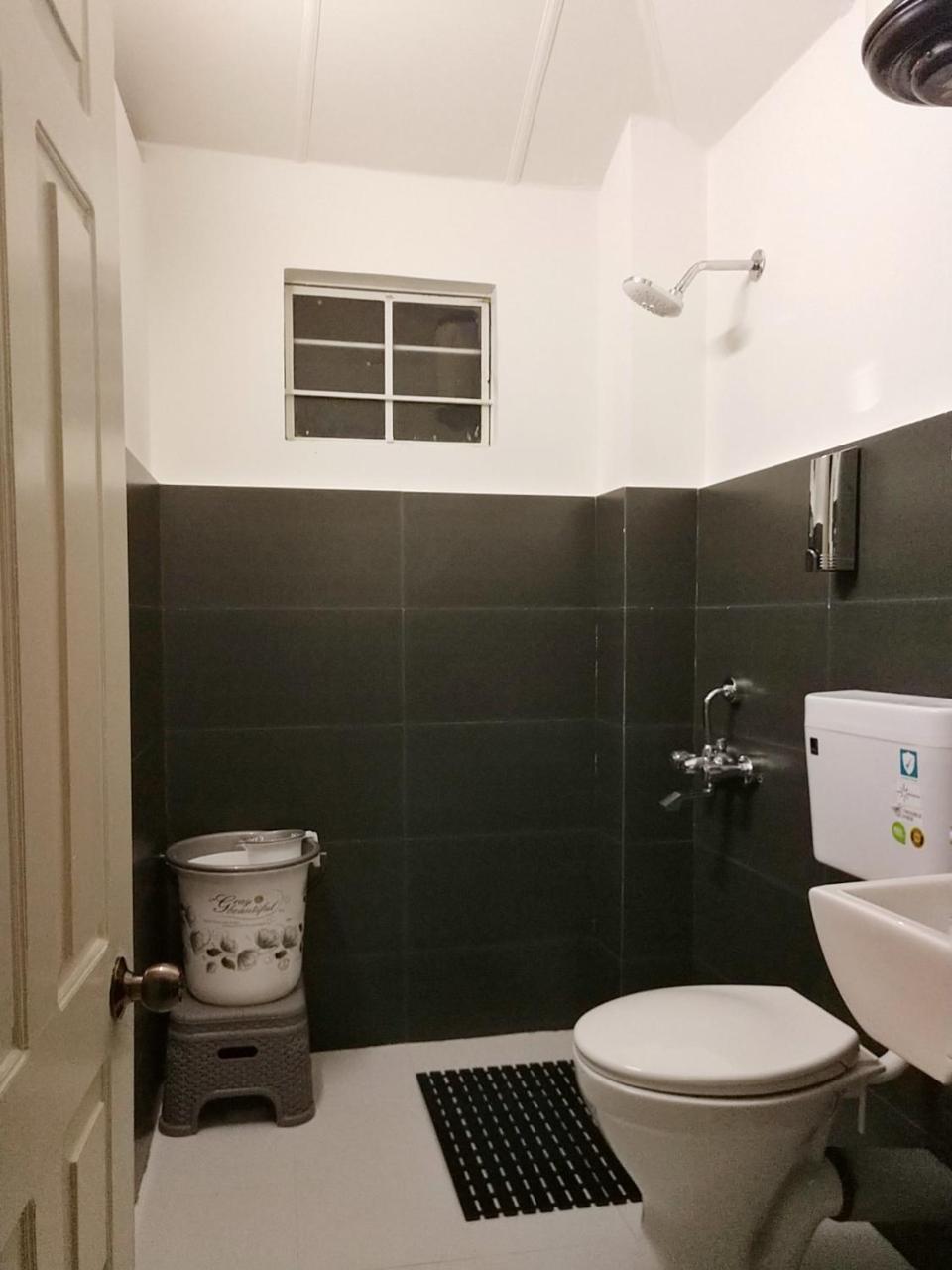 Rockski Boutique Bed&Breakfast Shillong Exteriör bild