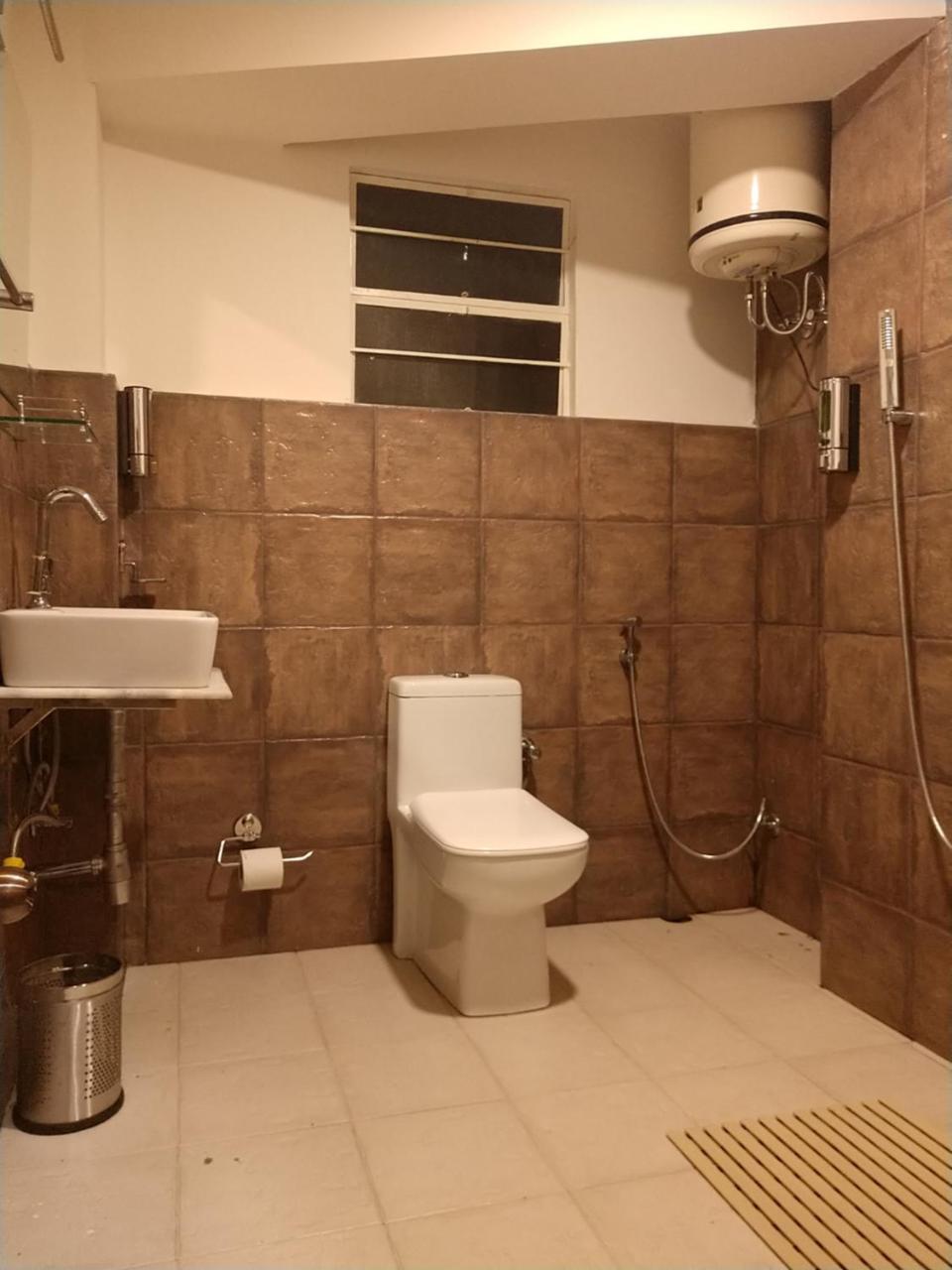 Rockski Boutique Bed&Breakfast Shillong Exteriör bild