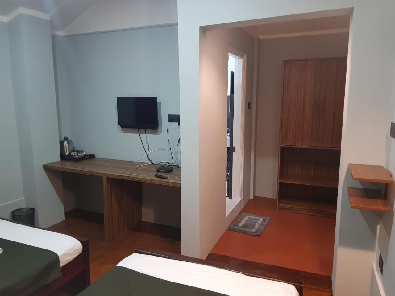 Rockski Boutique Bed&Breakfast Shillong Exteriör bild