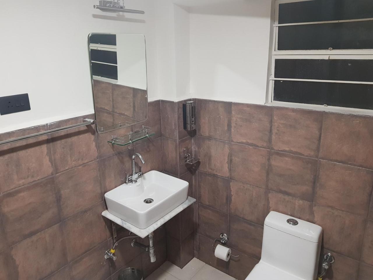 Rockski Boutique Bed&Breakfast Shillong Exteriör bild