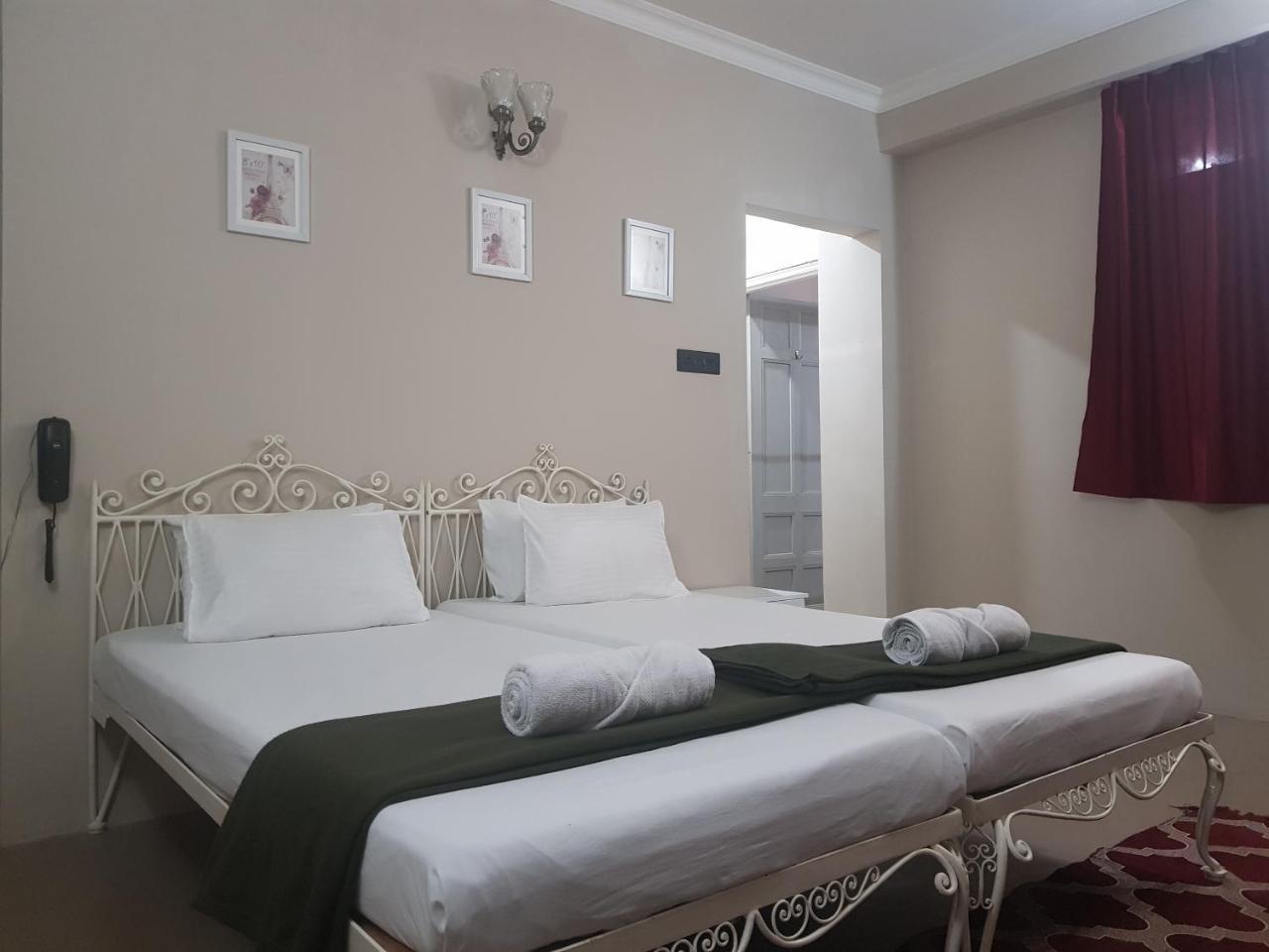 Rockski Boutique Bed&Breakfast Shillong Exteriör bild