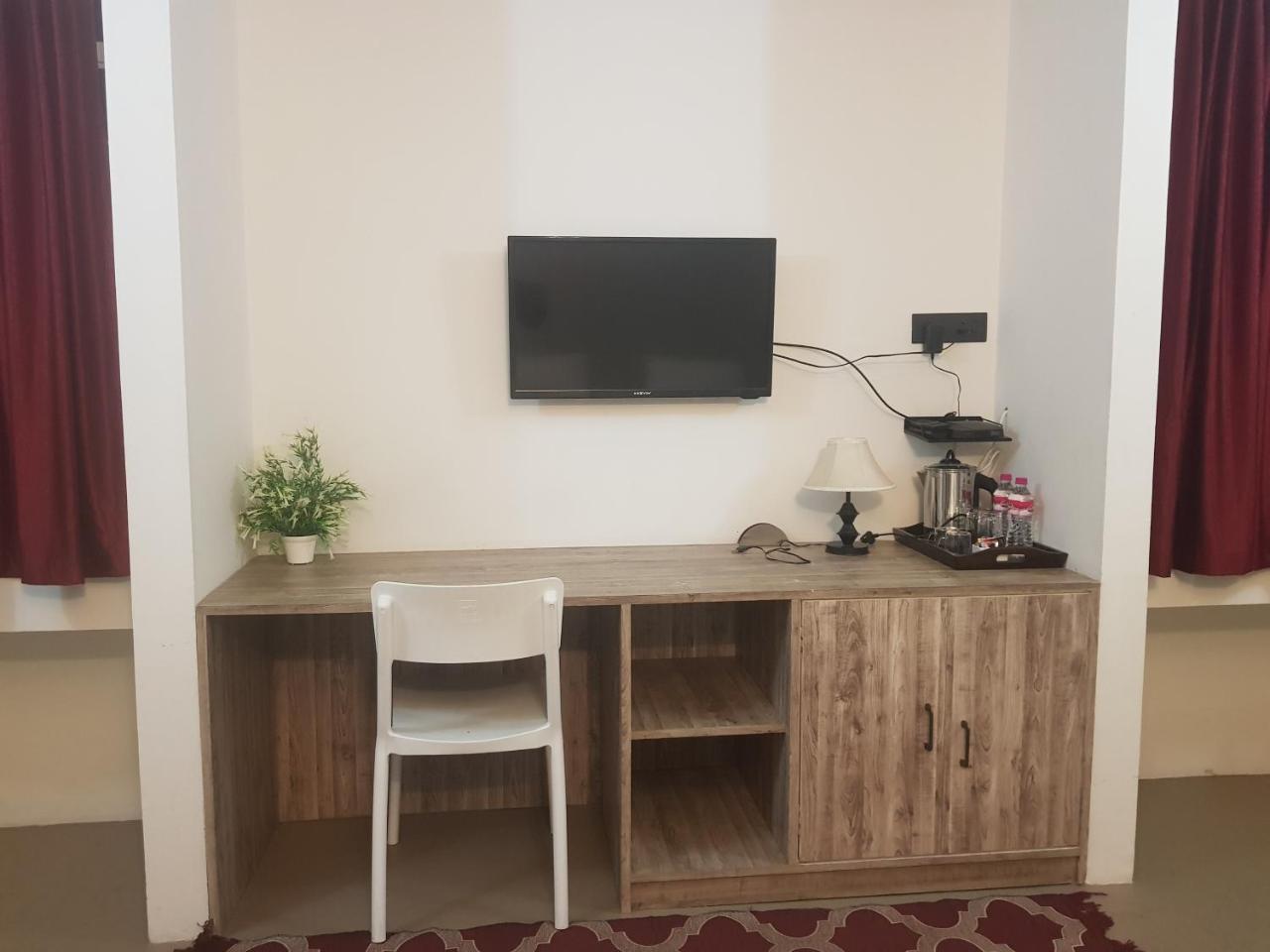 Rockski Boutique Bed&Breakfast Shillong Exteriör bild